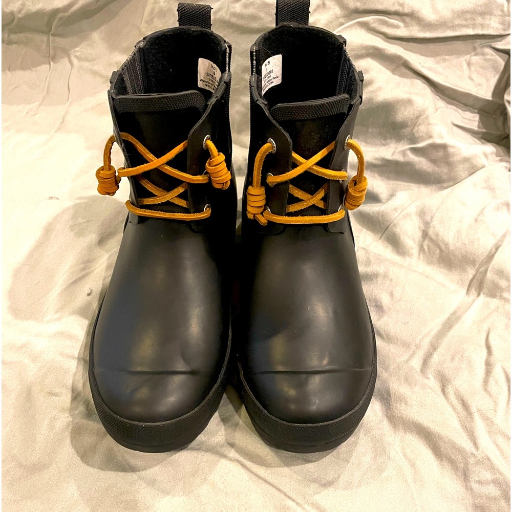 Sperry Ankle Rainboot- LIKE NEW